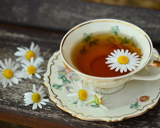 Czy się różni porcelana od ceramiki?