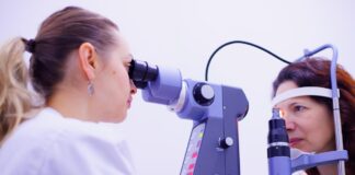 wyposażenie gabinetu okulistycznego